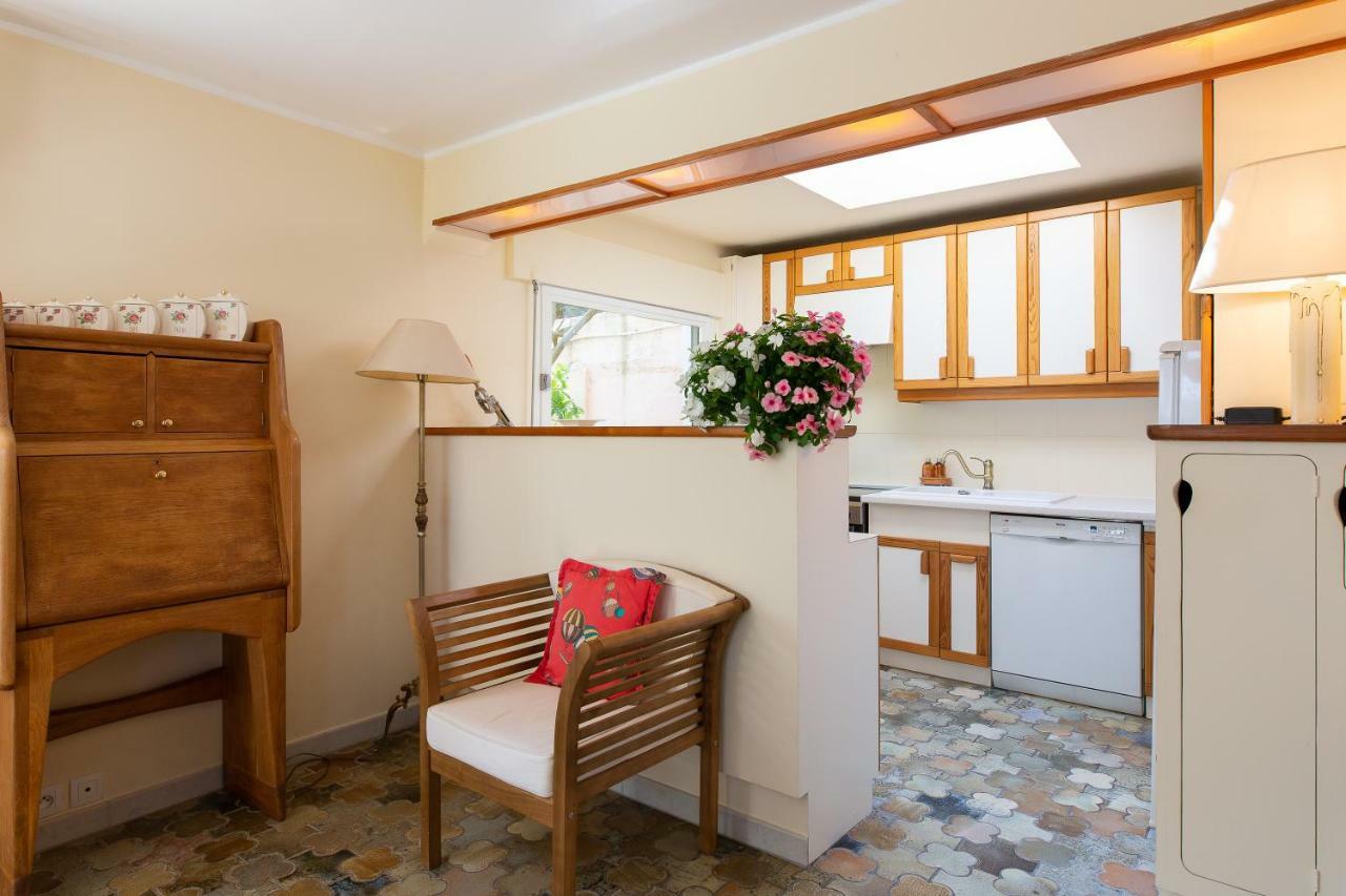 Haus Mit Garten Ueber Der Bucht Von Cannes Vallauris Extérieur photo