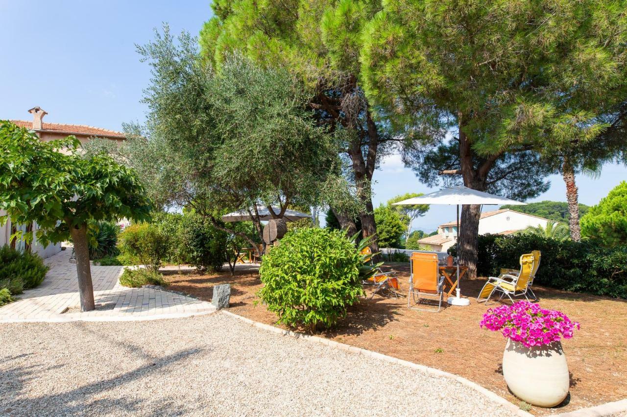 Haus Mit Garten Ueber Der Bucht Von Cannes Vallauris Extérieur photo