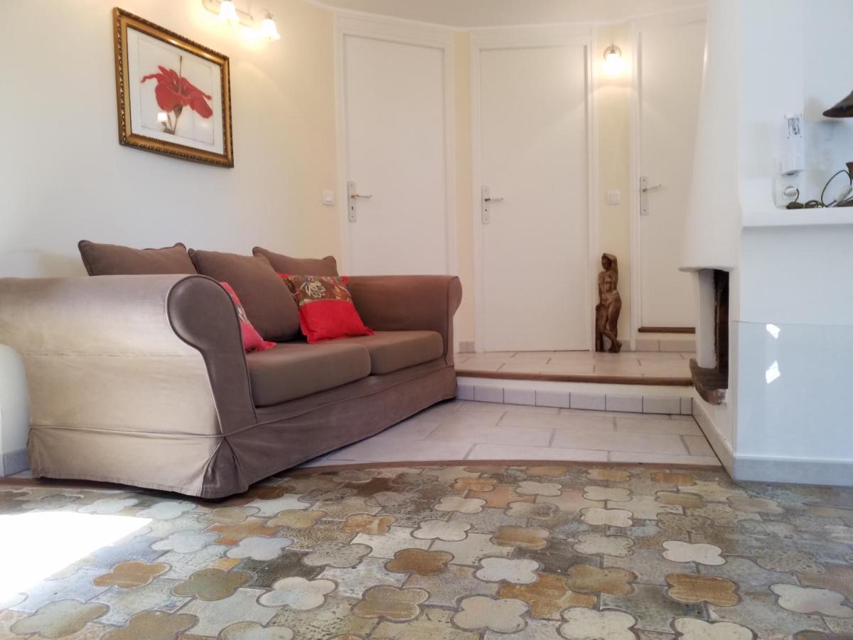 Haus Mit Garten Ueber Der Bucht Von Cannes Vallauris Extérieur photo